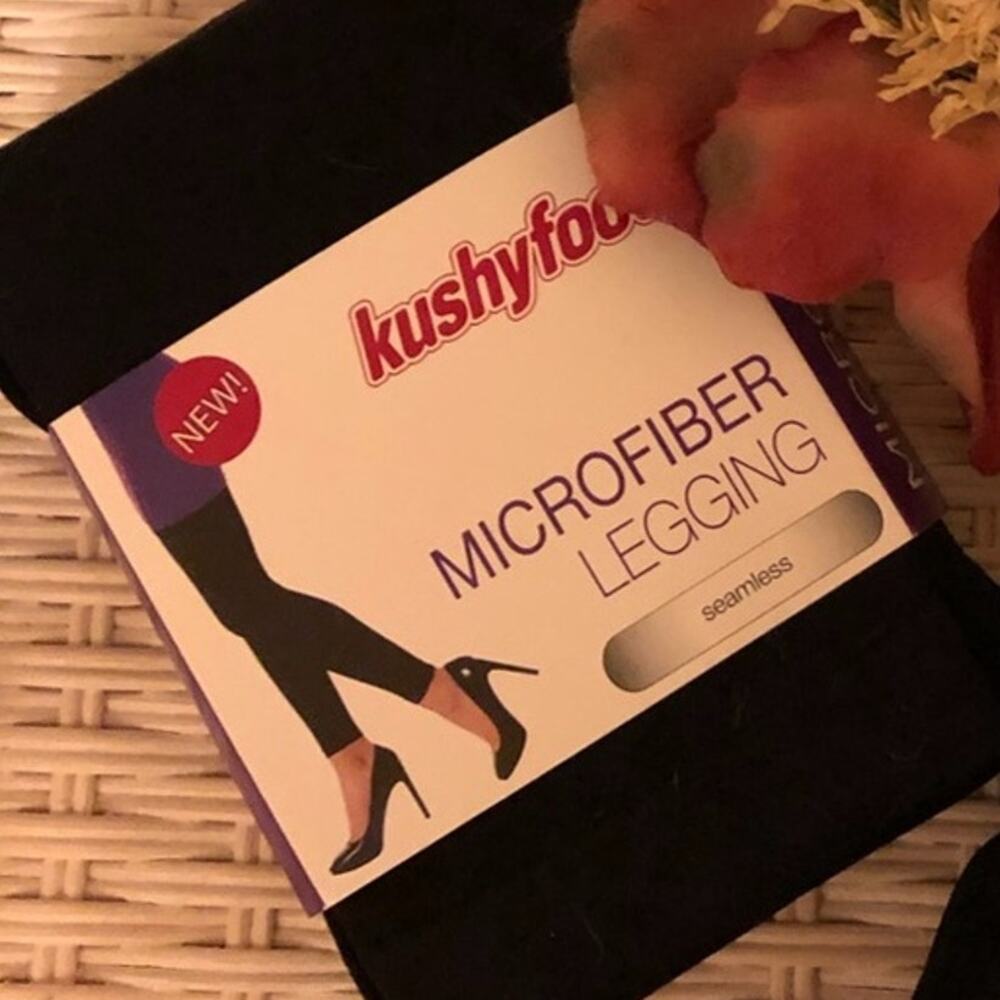 NEW Kushyfoot Black Microfiber Seamless Black Leggings Sz Medium NWT